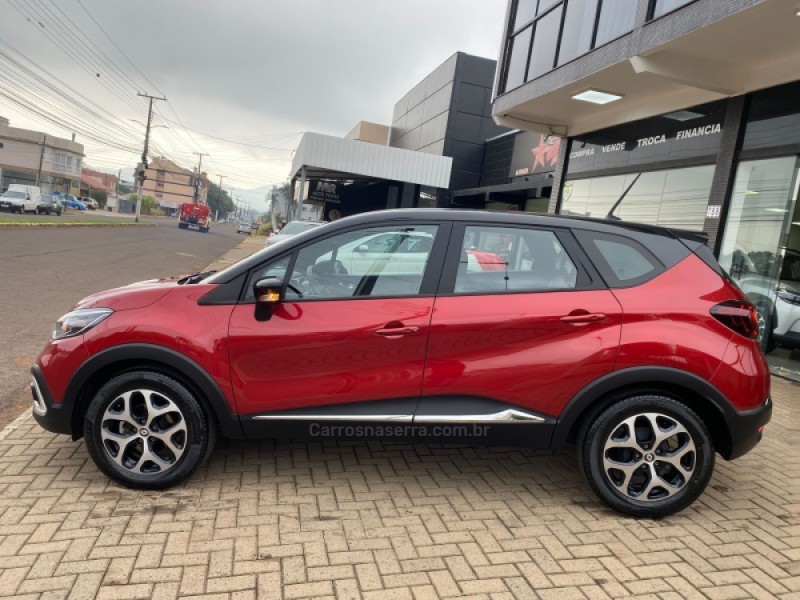 CAPTUR 1.3 INTENSE TURBO 16V FLEX 5P AUTOMÁTICO - 2022 - TEUTôNIA