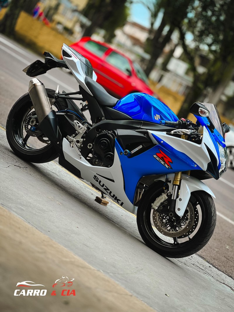 GSX R750 SRAD - 2015 - SANTA CRUZ DO SUL