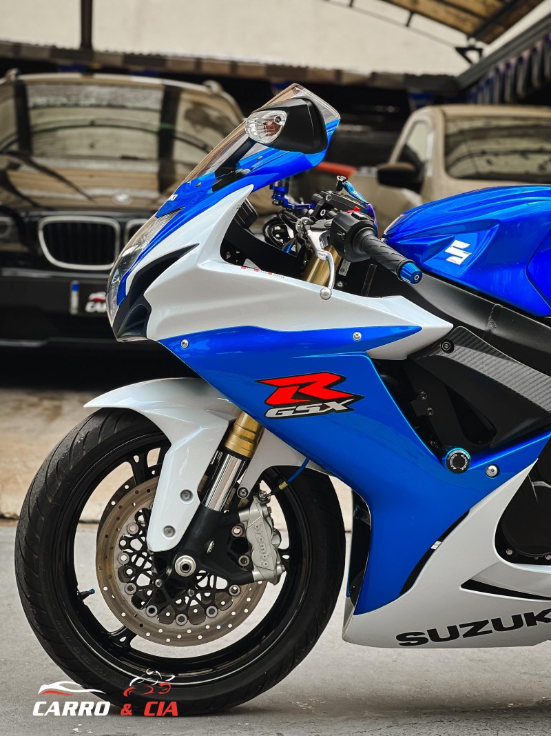 GSX R750 SRAD - 2015 - SANTA CRUZ DO SUL