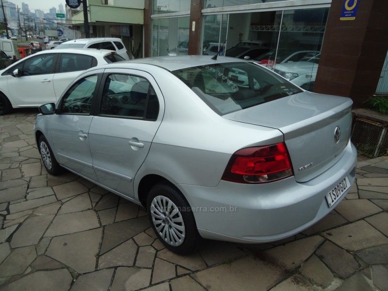 VOYAGE 1.0 MI TRENDLINE 8V FLEX 4P MANUAL - 2012 - NOVO HAMBURGO