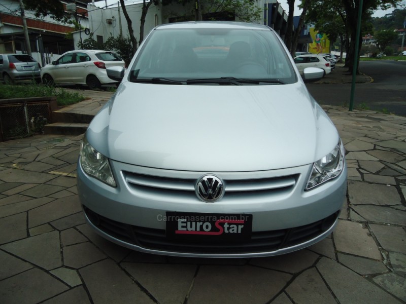 VOYAGE 1.0 MI TRENDLINE 8V FLEX 4P MANUAL - 2012 - NOVO HAMBURGO