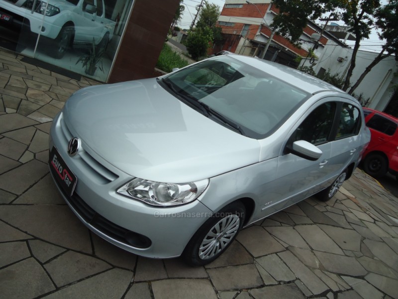 VOYAGE 1.0 MI TRENDLINE 8V FLEX 4P MANUAL - 2012 - NOVO HAMBURGO