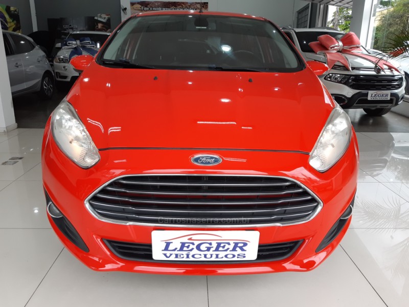 FIESTA 1.6 TITANIUM HATCH 16V FLEX 4P AUTOMÁTICO - 2015 - SãO LEOPOLDO