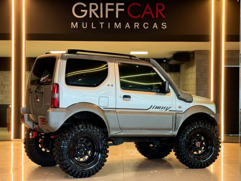 JIMNY 1.3 4ALL 4X4 16V GASOLINA 2P MANUAL - 2010 - DOIS IRMãOS