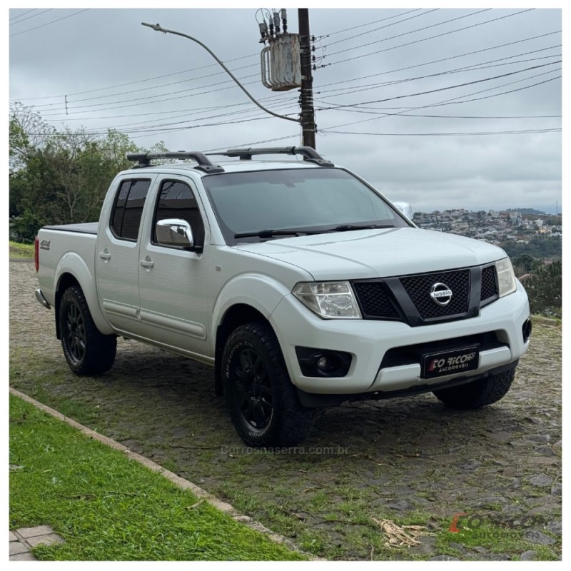 FRONTIER 2.5 SL 4X4 CD TURBO ELETRONIC DIESEL 4P AUTOMÁTICO - 2015 - CAMPO BOM