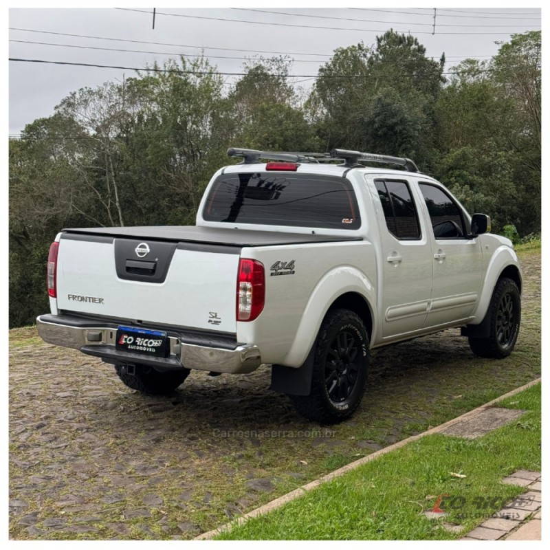 FRONTIER 2.5 SL 4X4 CD TURBO ELETRONIC DIESEL 4P AUTOMÁTICO - 2015 - CAMPO BOM