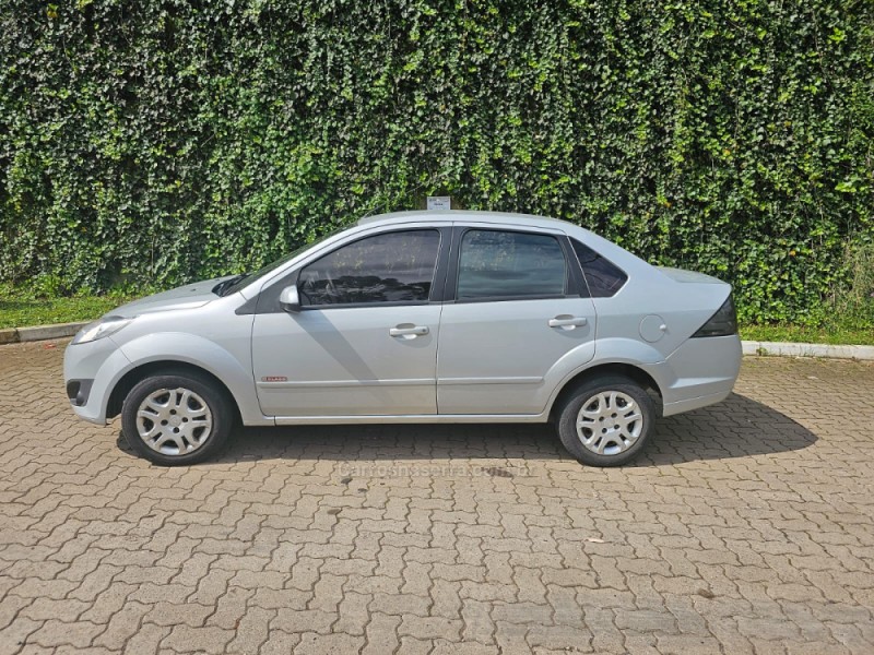 FIESTA 1.6 MPI SEDAN 8V FLEX 4P MANUAL - 2013 - IVOTI