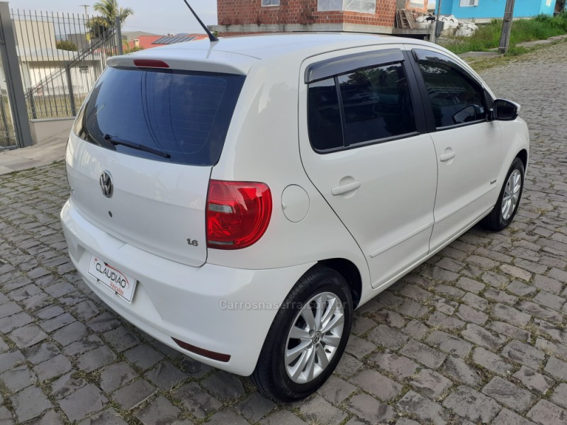 FOX 1.6 MI ITREND 8V FLEX 4P MANUAL - 2013 - BENTO GONçALVES