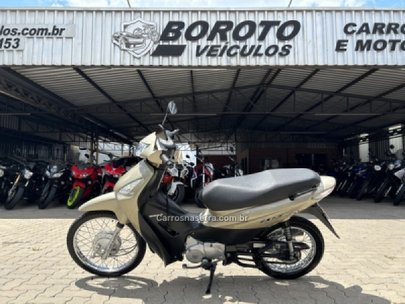 Vendo : twister 2008 2008 17.500 Km