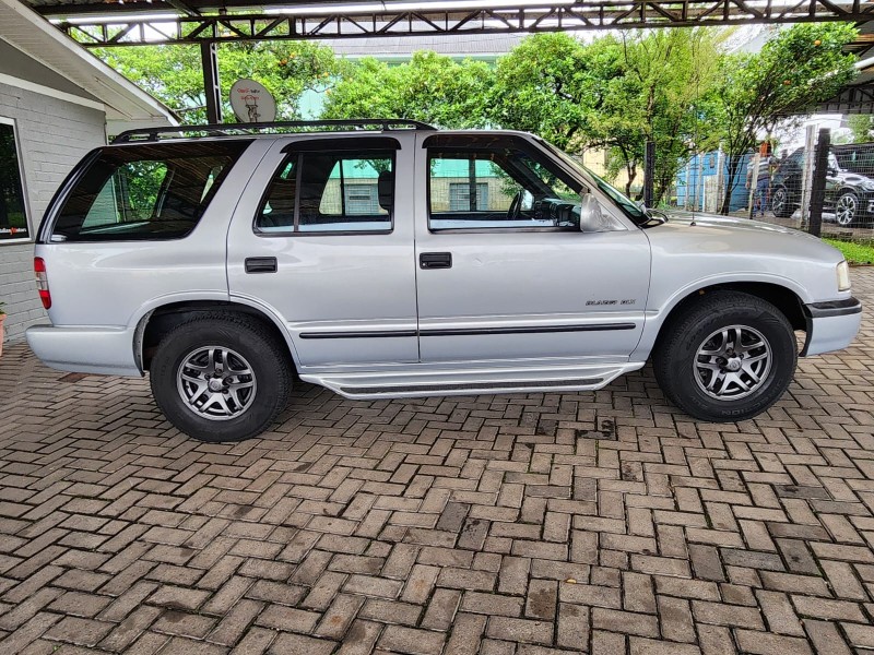 BLAZER 4.3 SFI DLX 4X2 V6 12V GASOLINA 4P MANUAL 2000 - CAXIAS DO