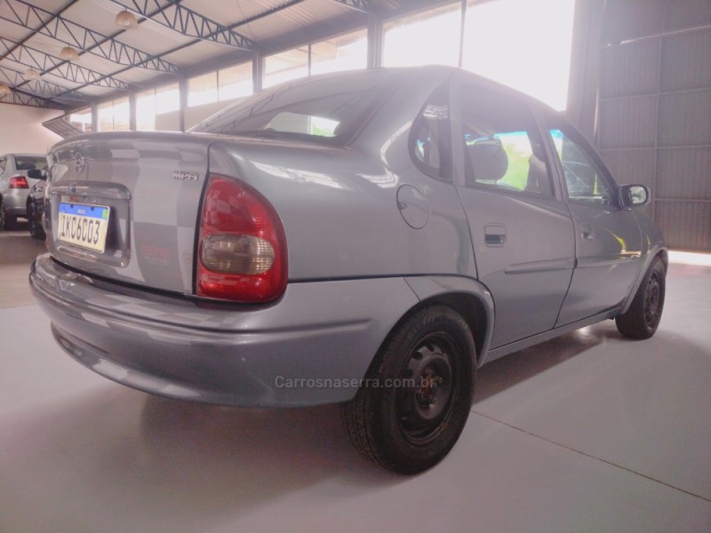 CORSA 1.0 MPFI MILENIUM SEDAN 8V GASOLINA 4P MANUAL - 2001 - SãO SEBASTIãO DO CAí