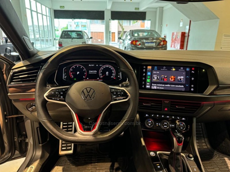 JETTA 2.0 16V TSI GLI 350 GASOLINA 4P AUTOMÁTICO - 2022 - CAXIAS DO SUL