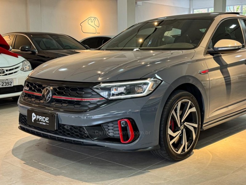 JETTA 2.0 16V TSI GLI 350 GASOLINA 4P AUTOMÁTICO - 2022 - CAXIAS DO SUL