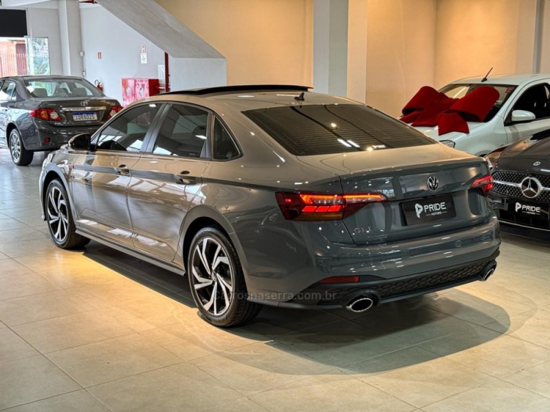 JETTA 2.0 16V TSI GLI 350 GASOLINA 4P AUTOMÁTICO - 2022 - CAXIAS DO SUL