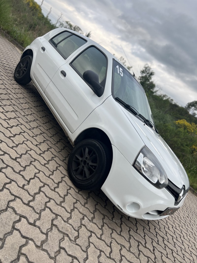 CLIO 1.0 16V FLEX 4P MANUAL - 2015 - CAXIAS DO SUL