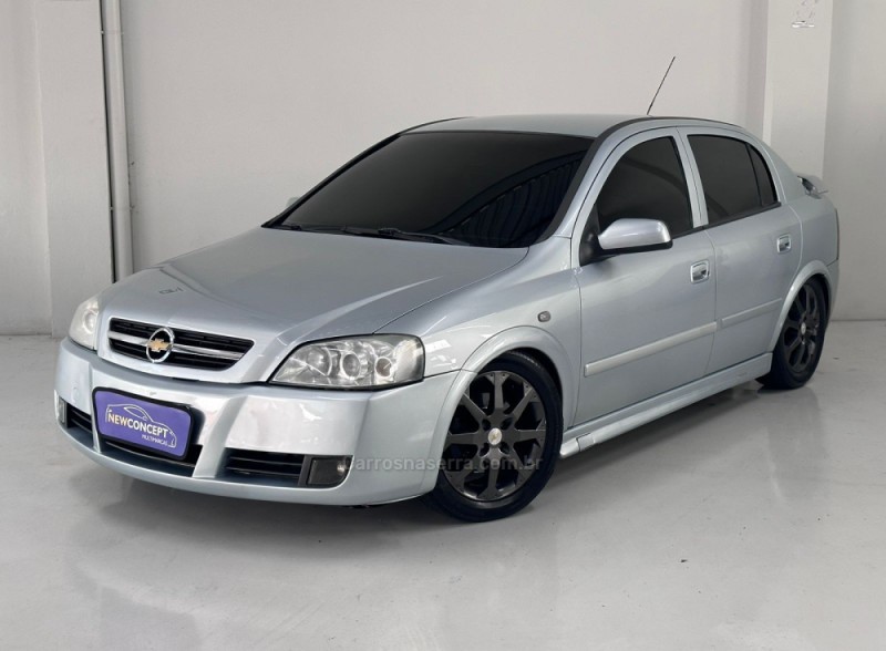 Chevrolet Astra 2.0 Mpfi Flex 4p em Novo Hamburgo