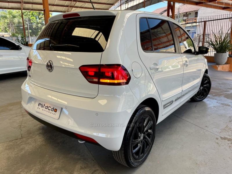 FOX 1.6 CONNECT 8V FLEX 4P MANUAL - 2019 - NOVO HAMBURGO