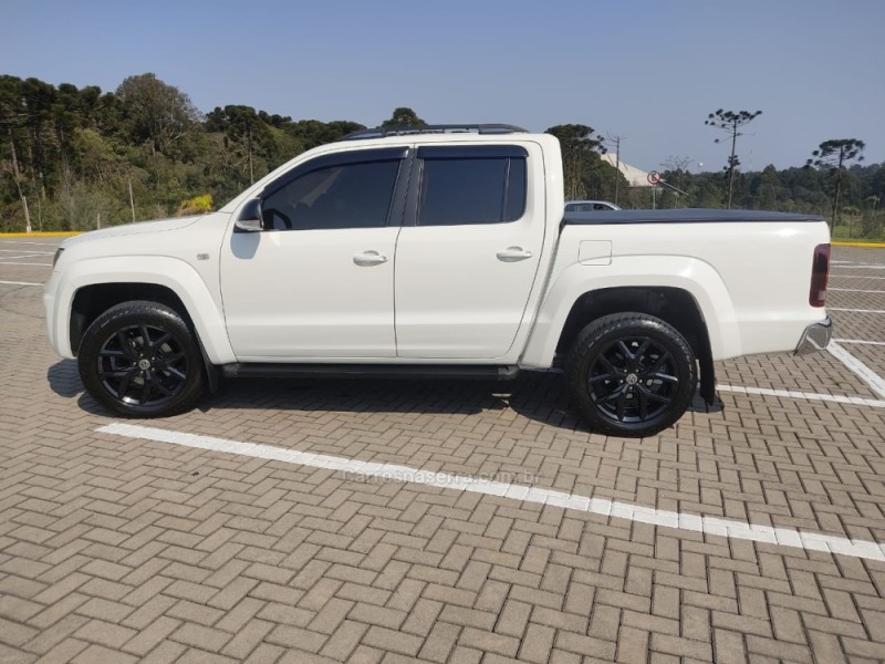 AMAROK 3.0 V6 TDI HIGHLINE CD DIESEL 4MOTION AUTOMÁTICO - 2018 - CAXIAS DO SUL