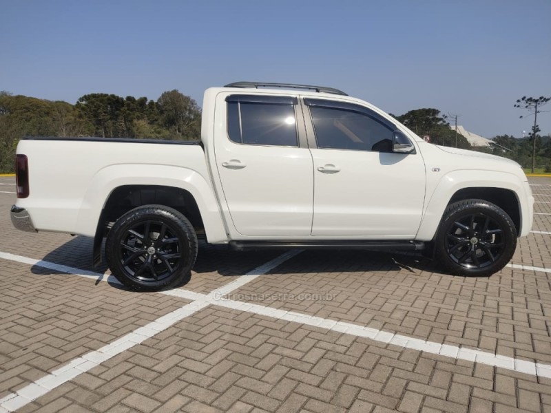 AMAROK 3.0 V6 TDI HIGHLINE CD DIESEL 4MOTION AUTOMÁTICO - 2018 - CAXIAS DO SUL