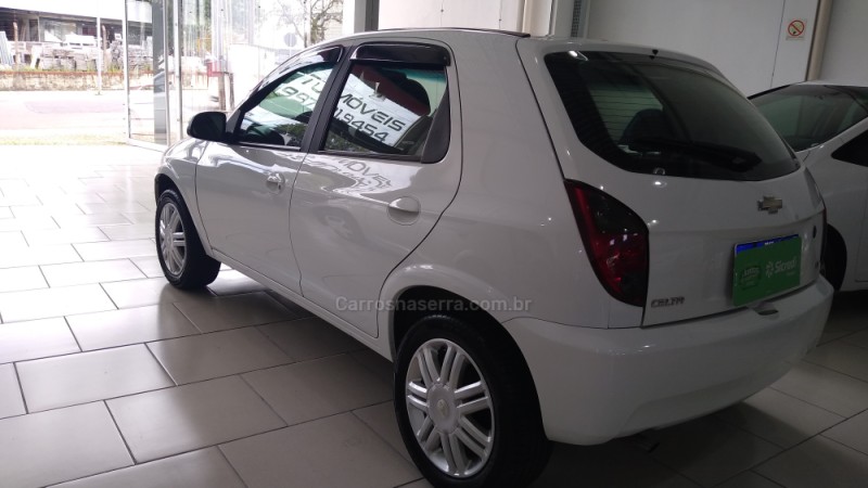 CELTA 1.0 MPFI LT 8V FLEX 4P MANUAL - 2014 - NOVO HAMBURGO