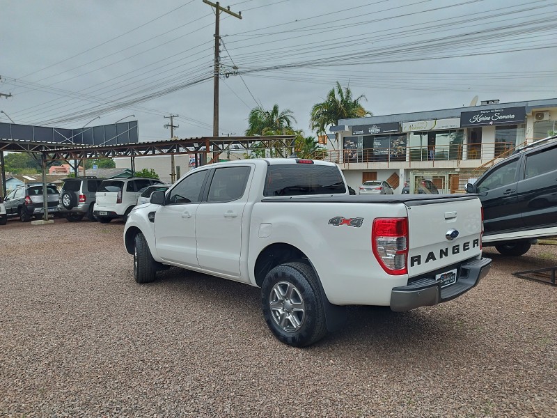 RANGER 2.2 XLS 4X4 CD 16V DIESEL 4P AUTOMÁTICO - 2022 - LAJEADO