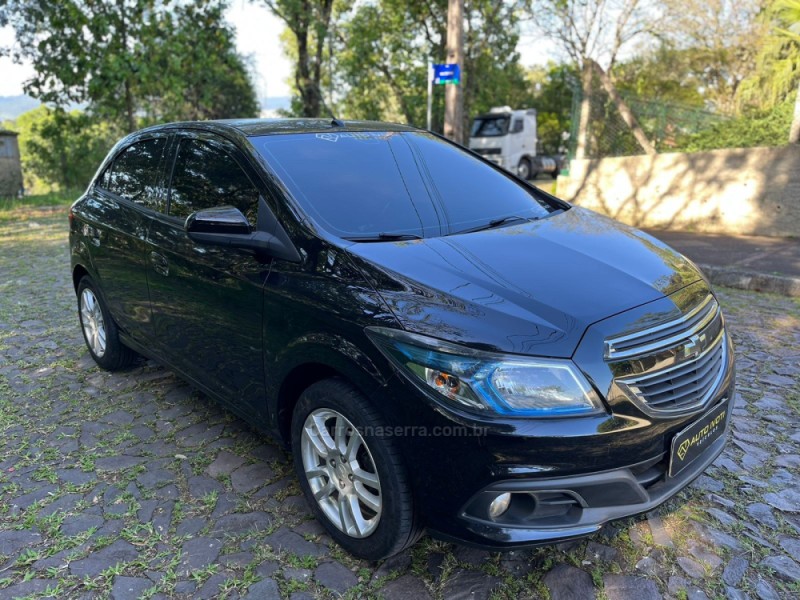 ONIX 1.4 MPFI LTZ 8V FLEX 4P MANUAL - 2016 - IVOTI