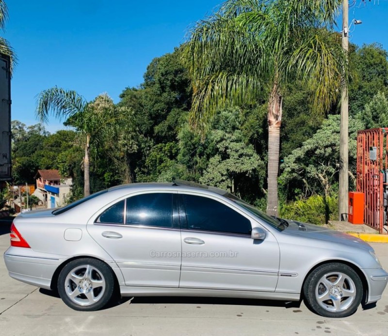 C 320 3.2 AVANTGARDE V6 GASOLINA 4P AUTOMÁTICO - 2004 - CAXIAS DO SUL