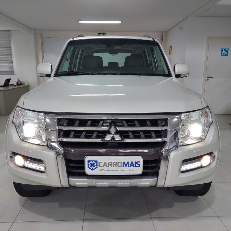 PAJERO FULL 3.2 HPE 4X4 16V TURBO INTERCOOLER DIESEL 4P AUTOMÁTICO - 2019 - SANTA CRUZ DO SUL