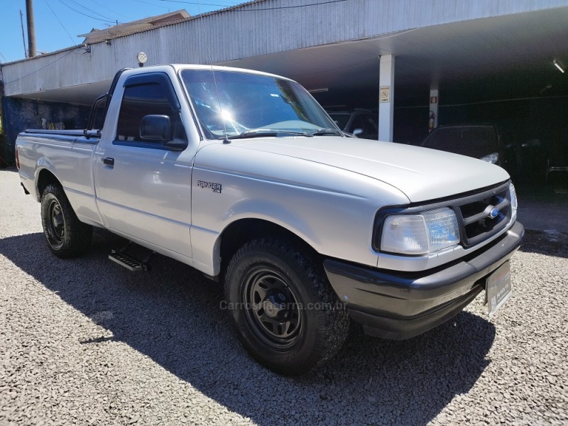 RANGER 2.3 XL 4X2 CS 16V GASOLINA 2P MANUAL - 1997 - FARROUPILHA