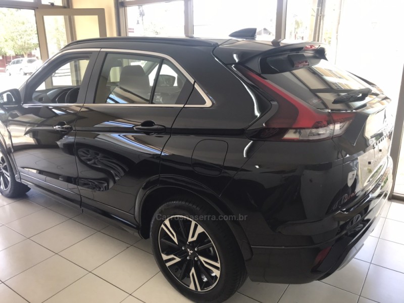 ECLIPSE CROSS 1.5 HPE-S 16V GASOLINA 4P AUTOMÁTICO - 2024 - FARROUPILHA