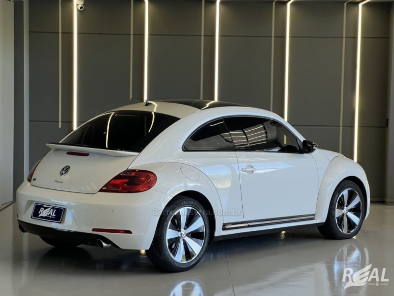 FUSCA 2.0 TSI 16V GASOLINA 2P AUTOMÁTICO - 2013 - SAPIRANGA