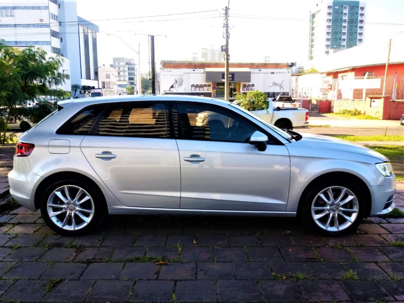 A3 1.8 20V 180CV TURBO GASOLINA 4P AUTOMÁTICO - 2014 - NOVO HAMBURGO