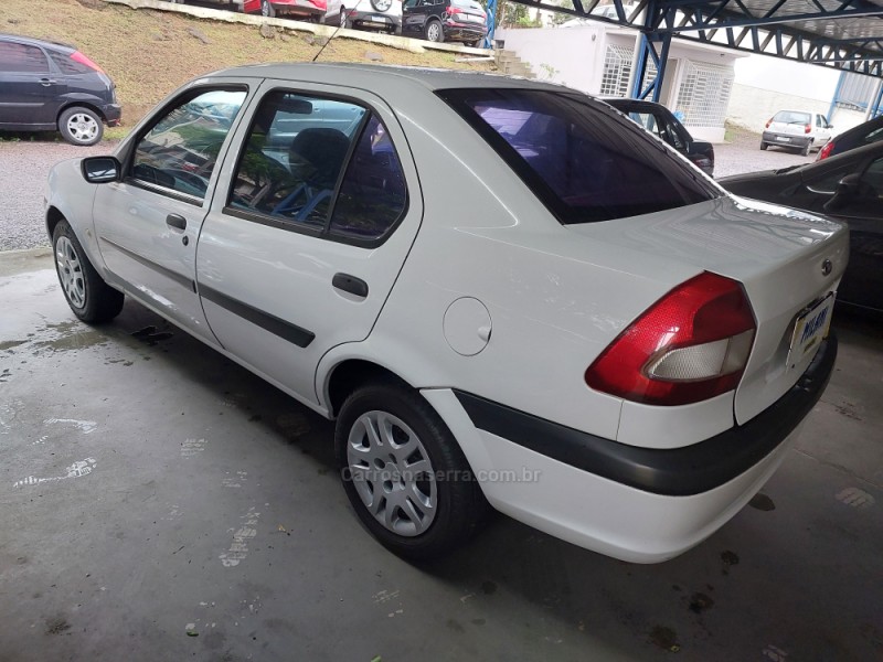 FIESTA 1.6 MPI STREET SEDAN 8V GASOLINA 4P MANUAL - 2003 - BENTO GONçALVES