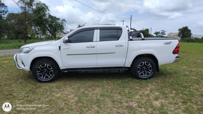 HILUX 2.8 4X4 CD 8V DIESEL 4P MANUAL - 2020 - SOMBRIO