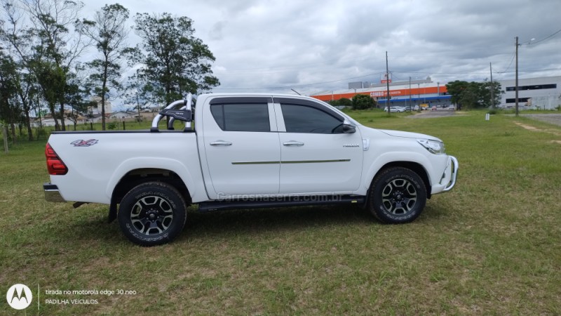 HILUX 2.8 4X4 CD 8V DIESEL 4P MANUAL - 2020 - SOMBRIO