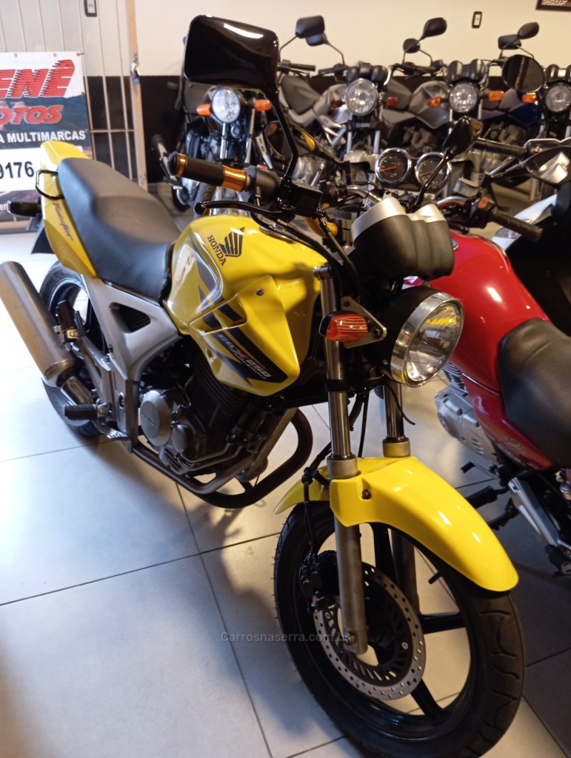 Cbx 250 Twister Amarela