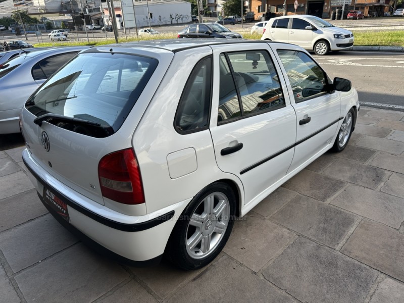 GOL 1.8 MI 8V GASOLINA 4P MANUAL G.III - 2001 - CAXIAS DO SUL