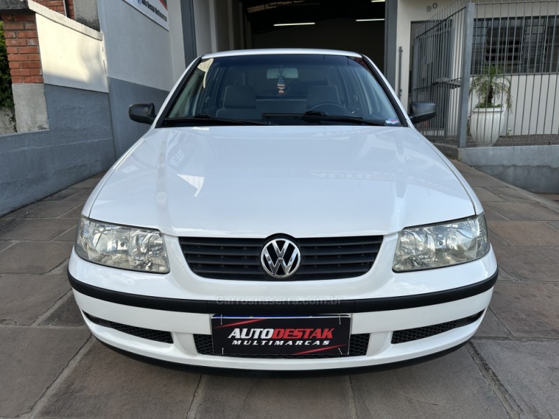 GOL 1.8 MI 8V GASOLINA 4P MANUAL G.III - 2001 - CAXIAS DO SUL