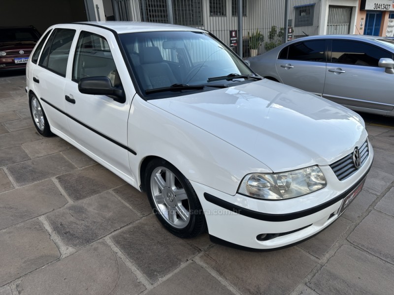 GOL 1.8 MI 8V GASOLINA 4P MANUAL G.III - 2001 - CAXIAS DO SUL