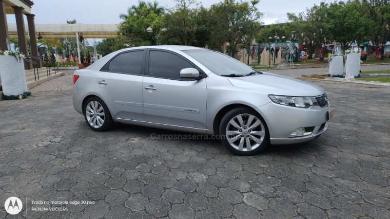 CERATO 1.6 EX3 SEDAN 16V GASOLINA 4P AUTOMÁTICO - 2013 - SOMBRIO