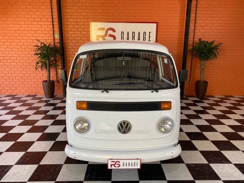 KOMBI 1.4 MI STD ESCOLAR 8V FLEX 3P MANUAL - 2001 - NOVO HAMBURGO