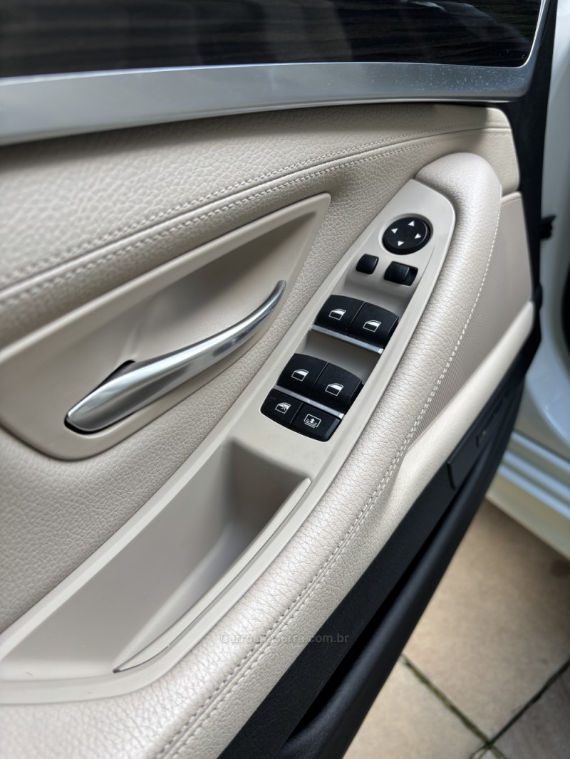 535I 3.0 M SPORT 24V GASOLINA 4P AUTOMÁTICO - 2013 - FARROUPILHA