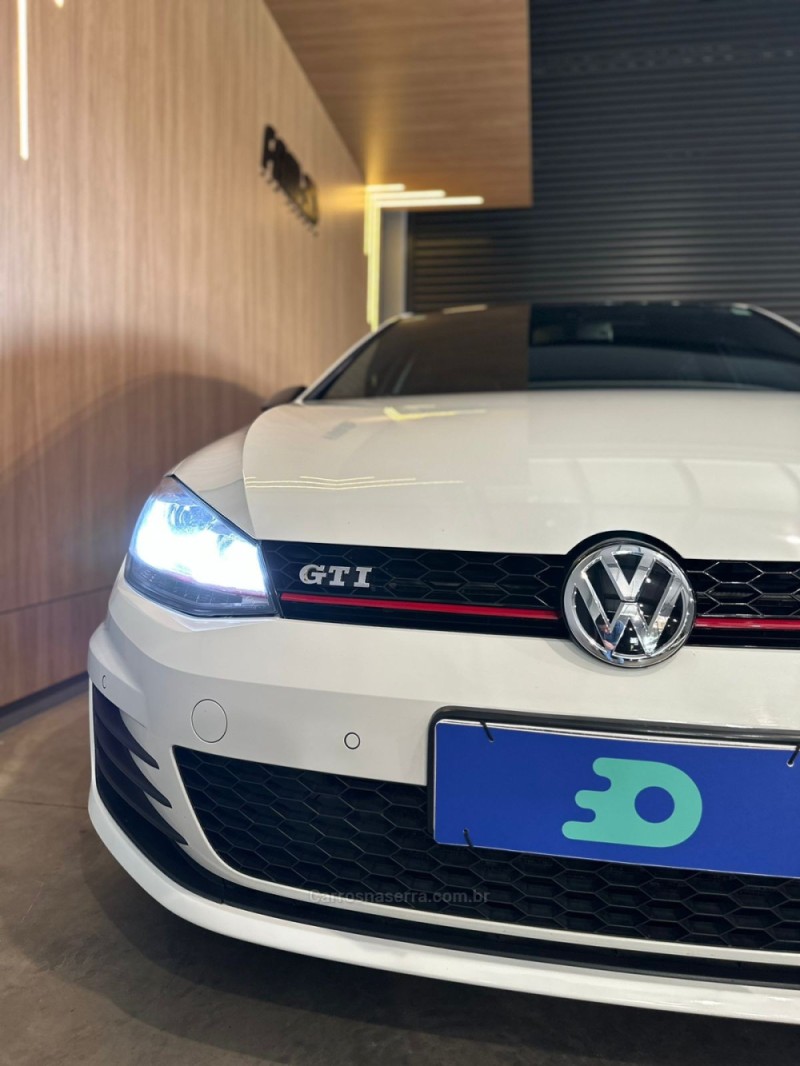 GOLF 2.0 TSI GTI 16V TURBO GASOLINA 4P AUTOMÁTICO - 2014 - LAJEADO