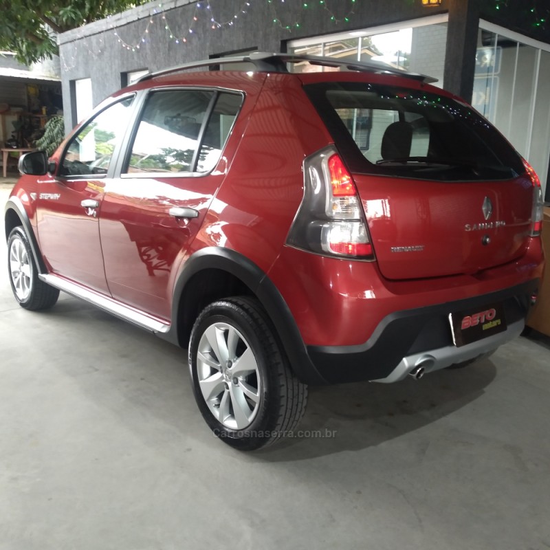 SANDERO 1.6 STEPWAY 16V FLEX 4P MANUAL - 2013 - NOVO HAMBURGO