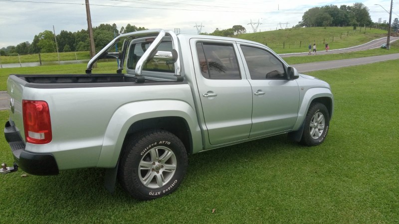 AMAROK 2.0 TRENDLINE 4X4 CD 16V TURBO INTERCOOLER DIESEL 4P MANUAL - 2013 - FARROUPILHA