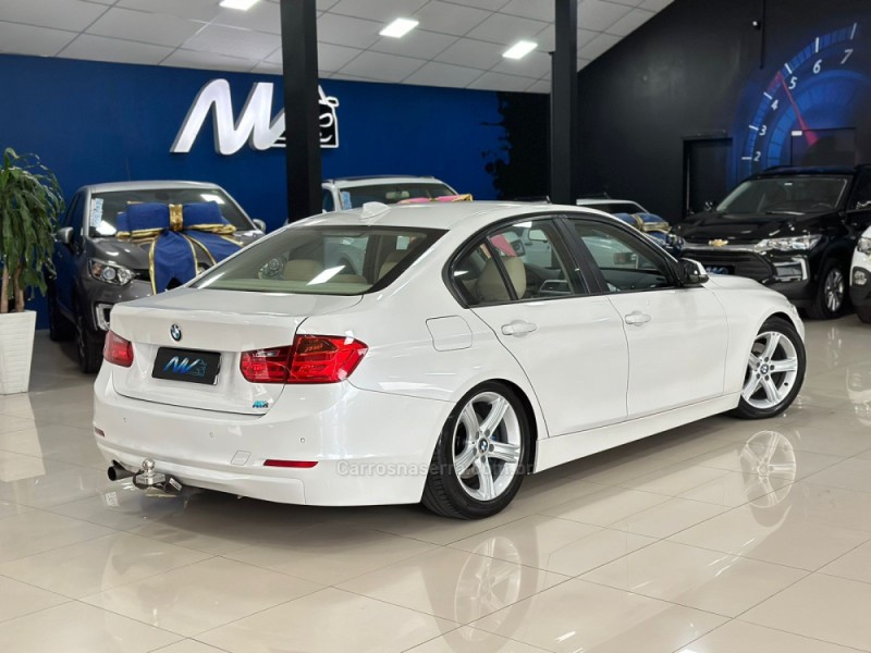 320I 2.0 16V TURBO ACTIVE FLEX 4P AUTOMÁTICO - 2015 - ESTâNCIA VELHA