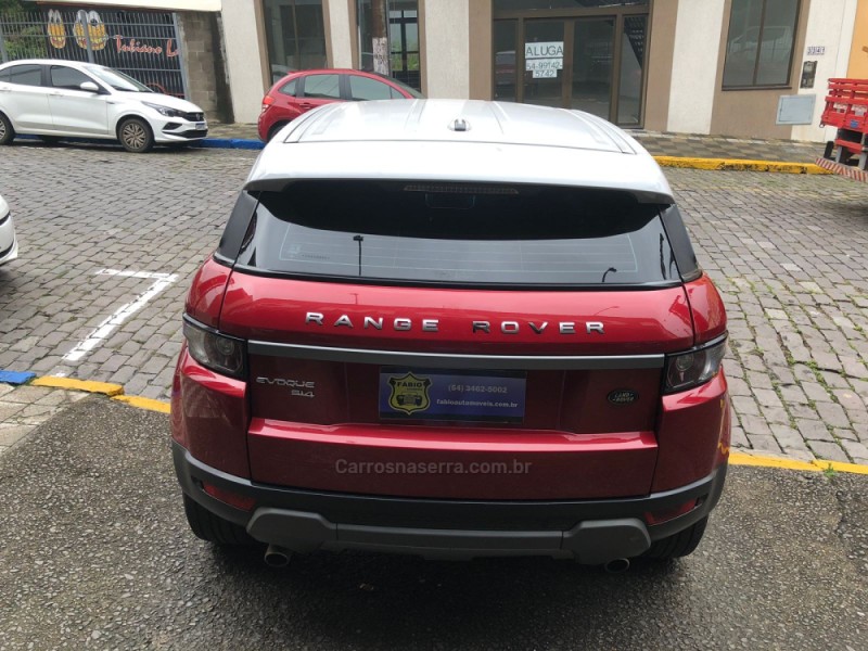 RANGE ROVER EVOQUE 2.0 PURE 4WD 16V GASOLINA 4P AUTOMÁTICO - 2013 - GARIBALDI