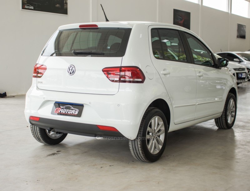 FOX 1.6 CONNECT 8V FLEX 4P MANUAL - 2020 - NOVO HAMBURGO