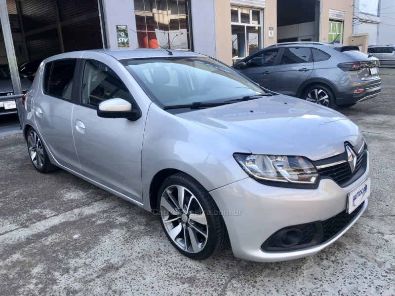 SANDERO 1.6 EXPRESSION 8V FLEX 4P MANUAL - 2018 - NOVO HAMBURGO