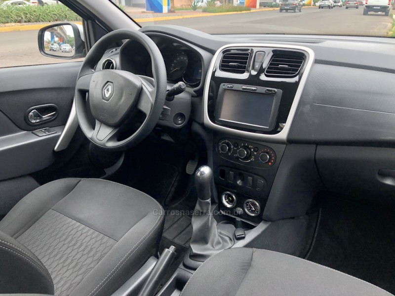 SANDERO 1.6 EXPRESSION 8V FLEX 4P MANUAL - 2018 - NOVO HAMBURGO